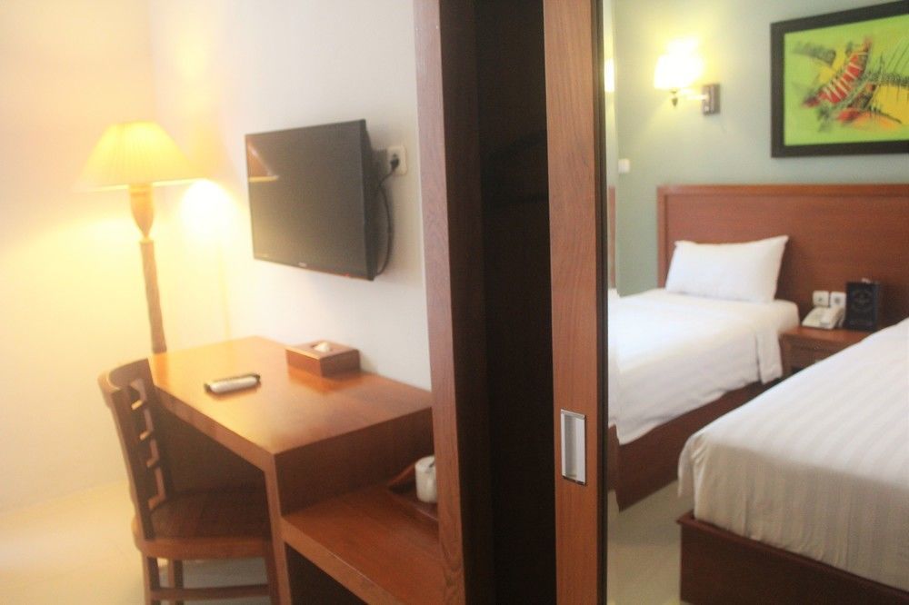 Prima SR Hotel y Convention Sleman  Exterior foto