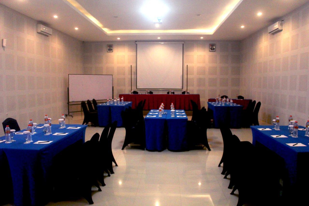 Prima SR Hotel y Convention Sleman  Exterior foto